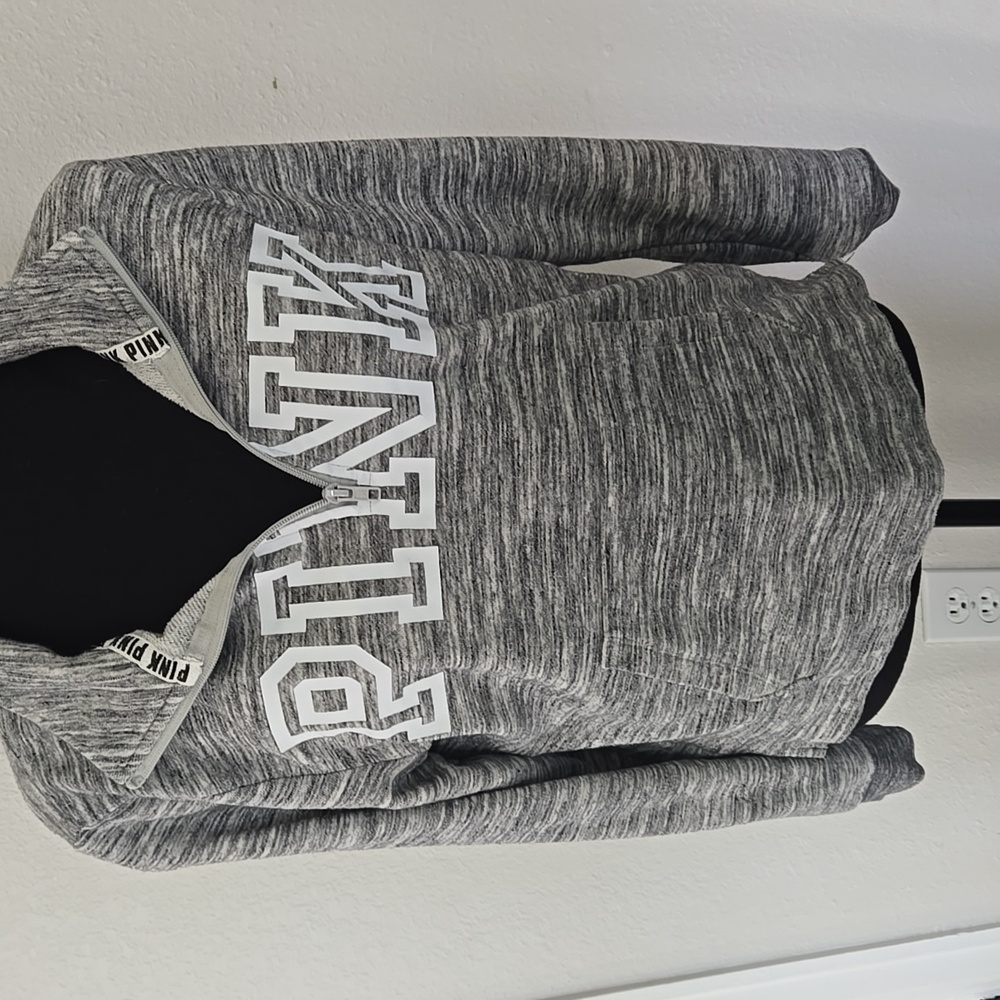 Victoria's Secret Pullover